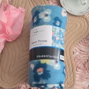 Mainstays Blue and Pink Floral Fleece Throw